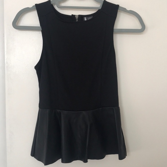 Sparkle & Fade Tops - Black peplum top XS